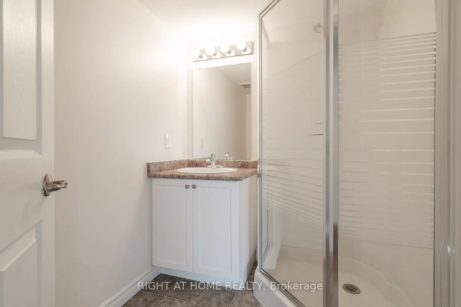 1471 Maple Avenue #302