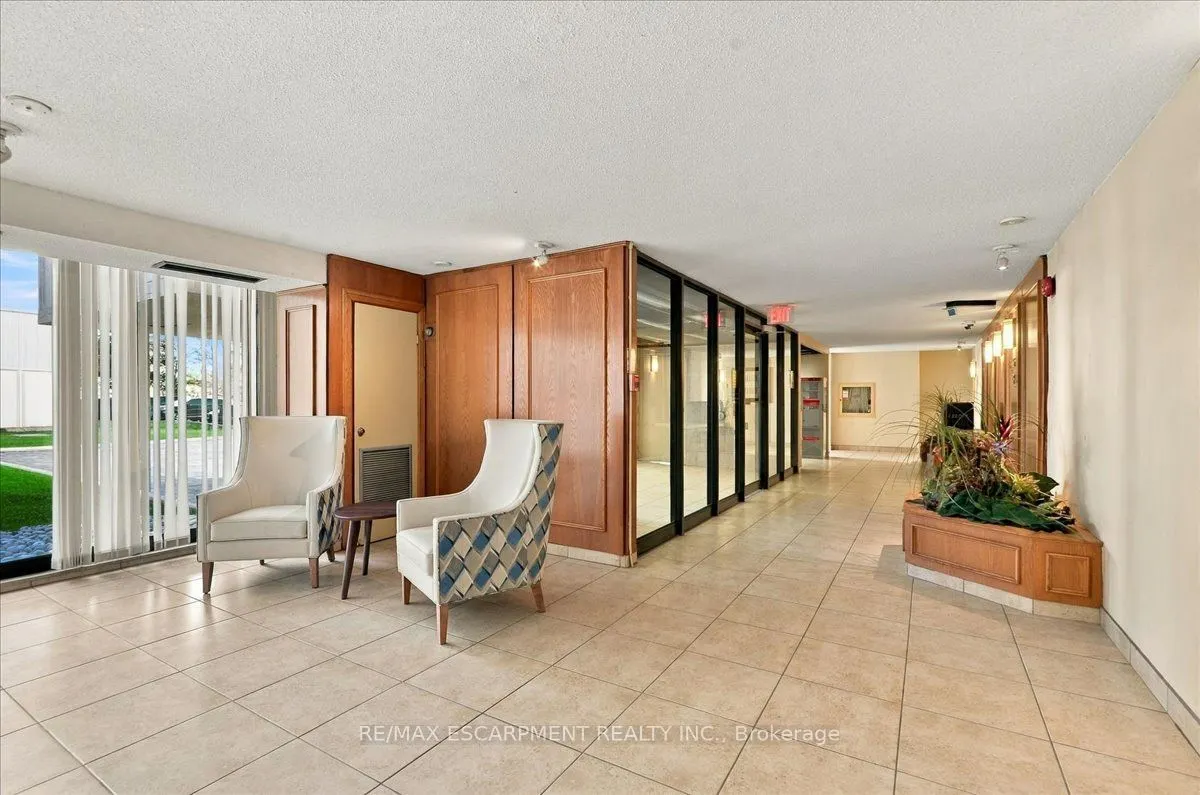 1300 Marlborough Court #322