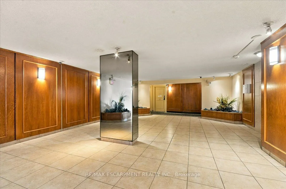1300 Marlborough Court #322