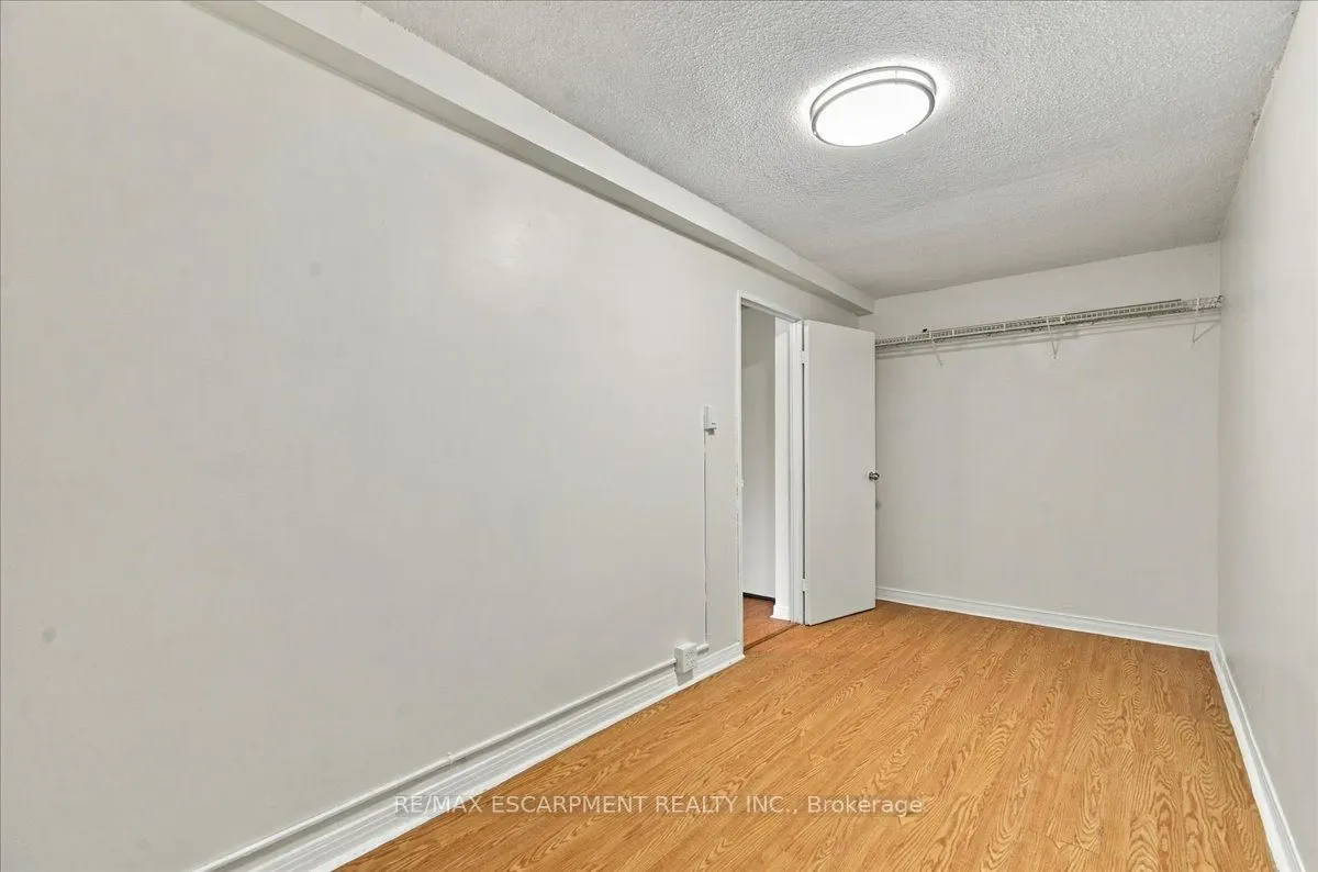 1300 Marlborough Court #322