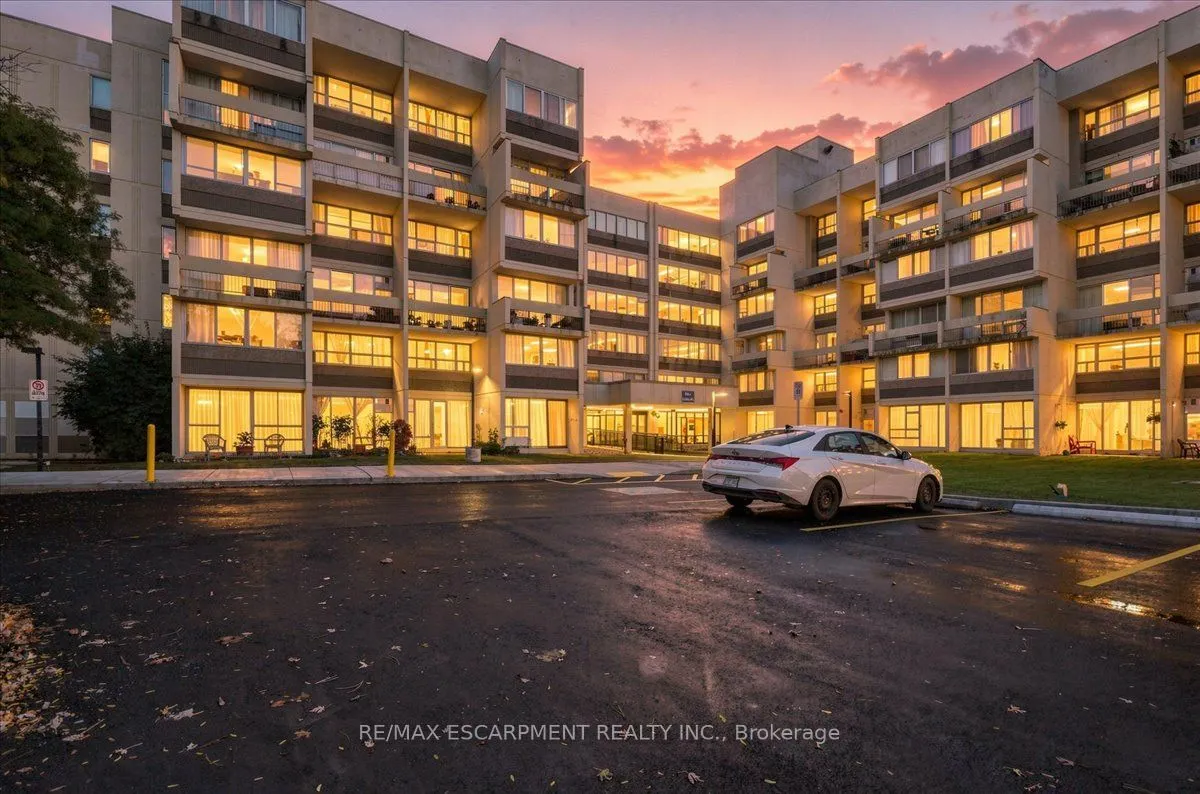 1300 Marlborough Court #322