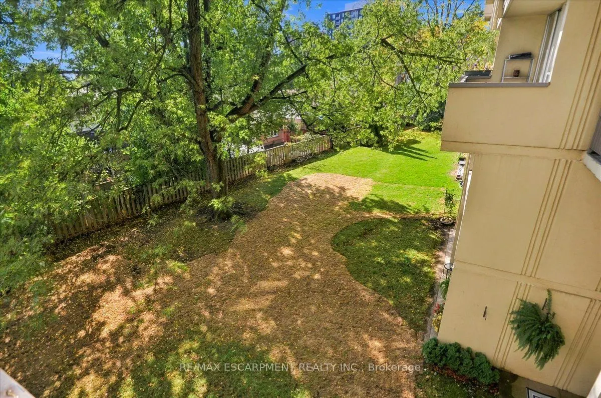 1300 Marlborough Court #322