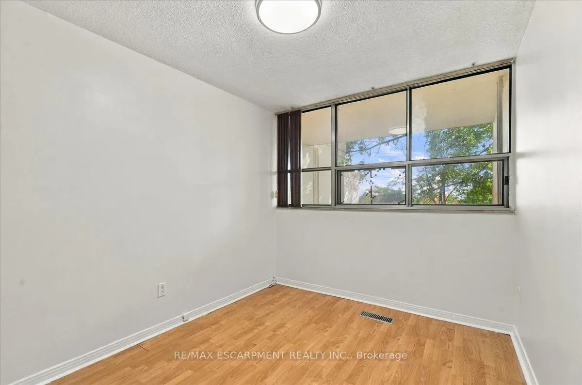 1300 Marlborough Court #322