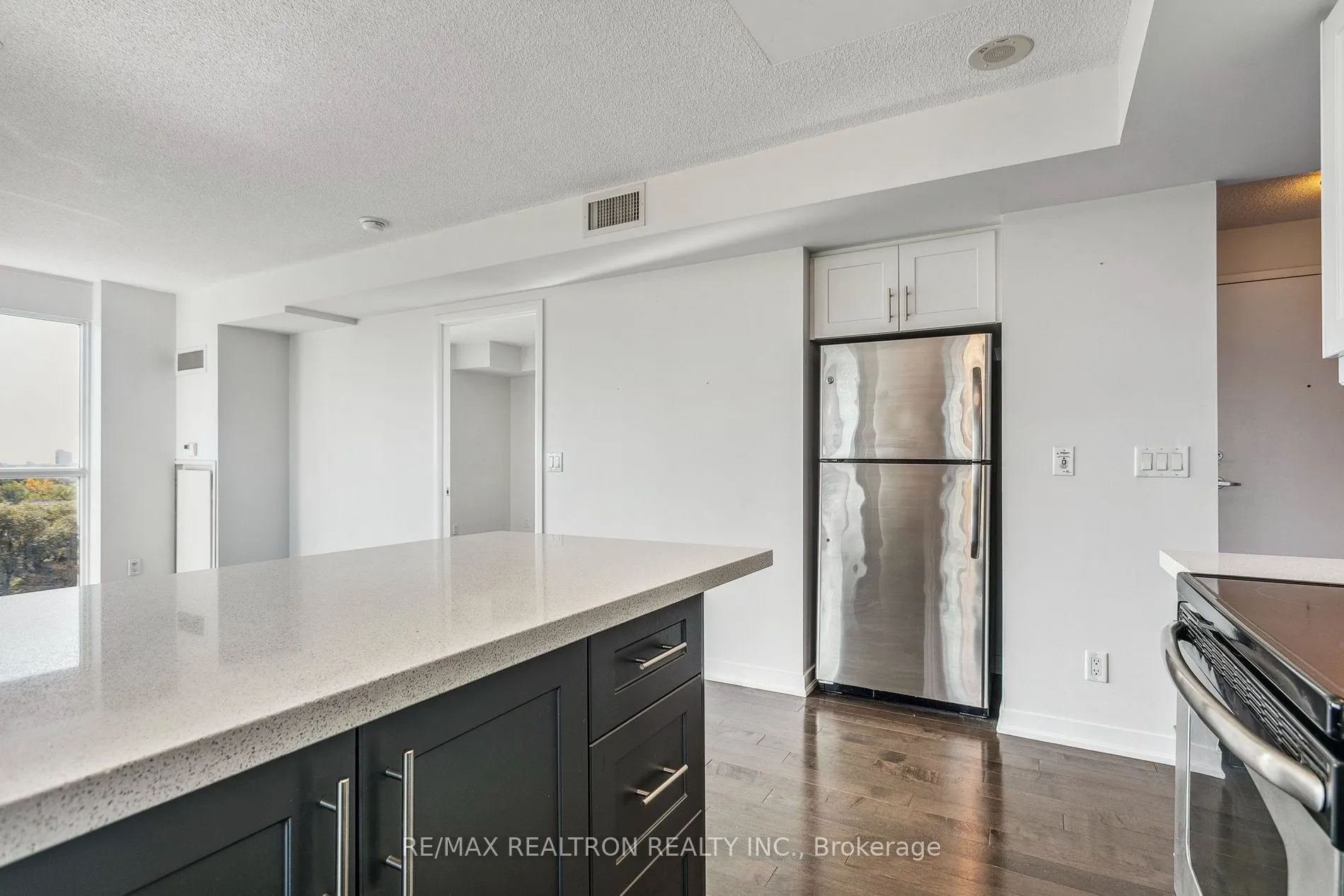155 Legion Road N #803