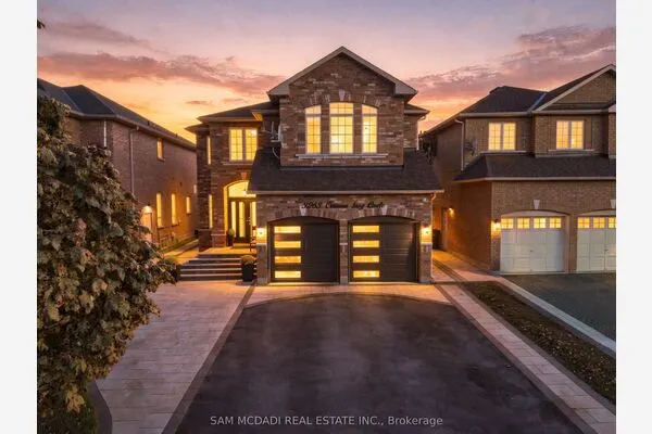 3263 Crimson King Circle