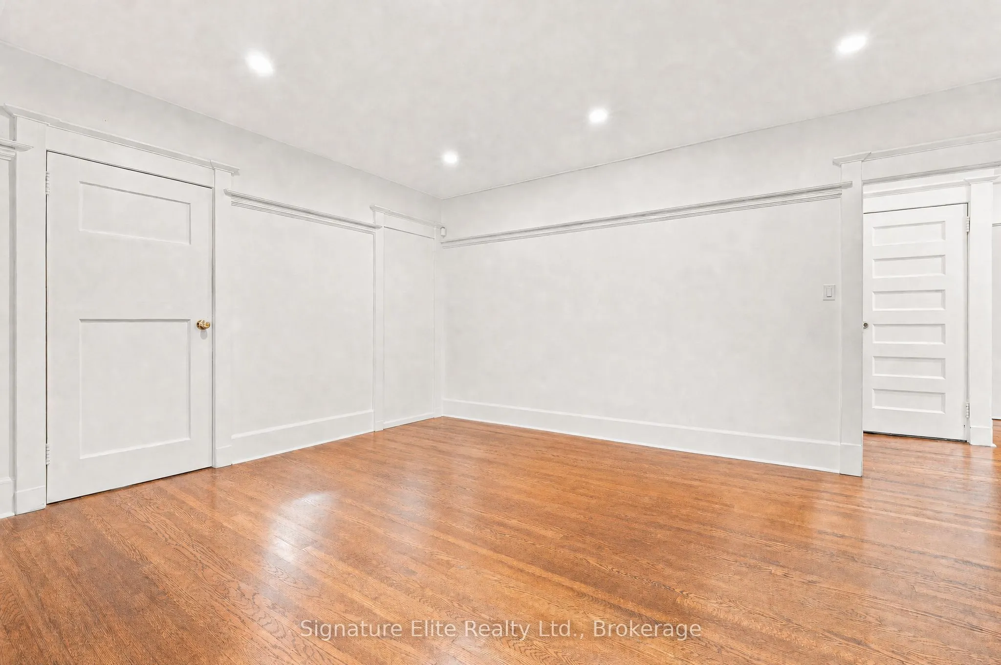 272 Roncesvalles Avenue