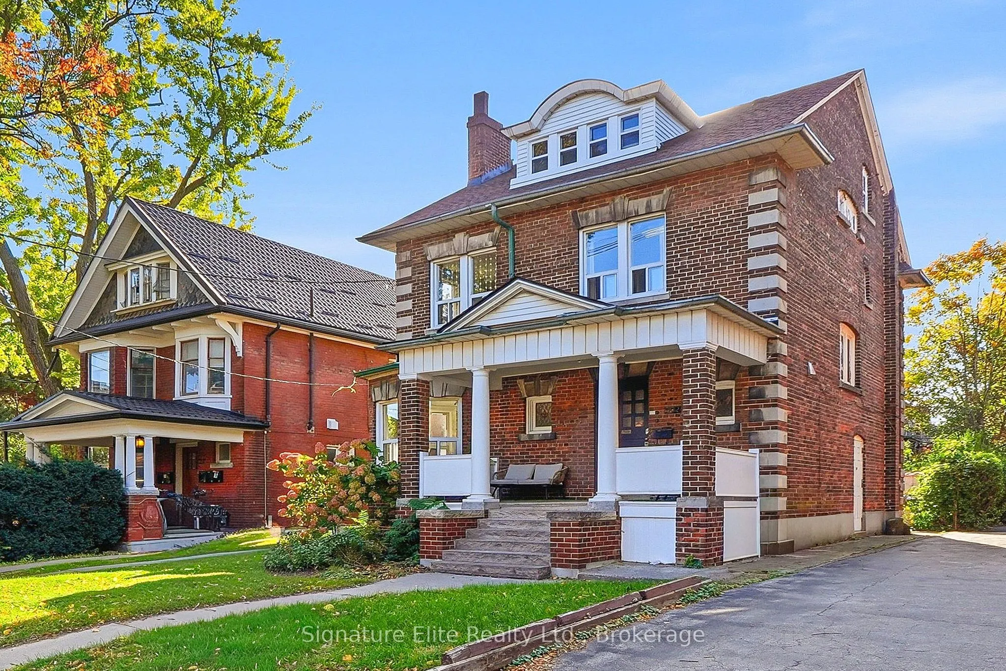 272 Roncesvalles Avenue