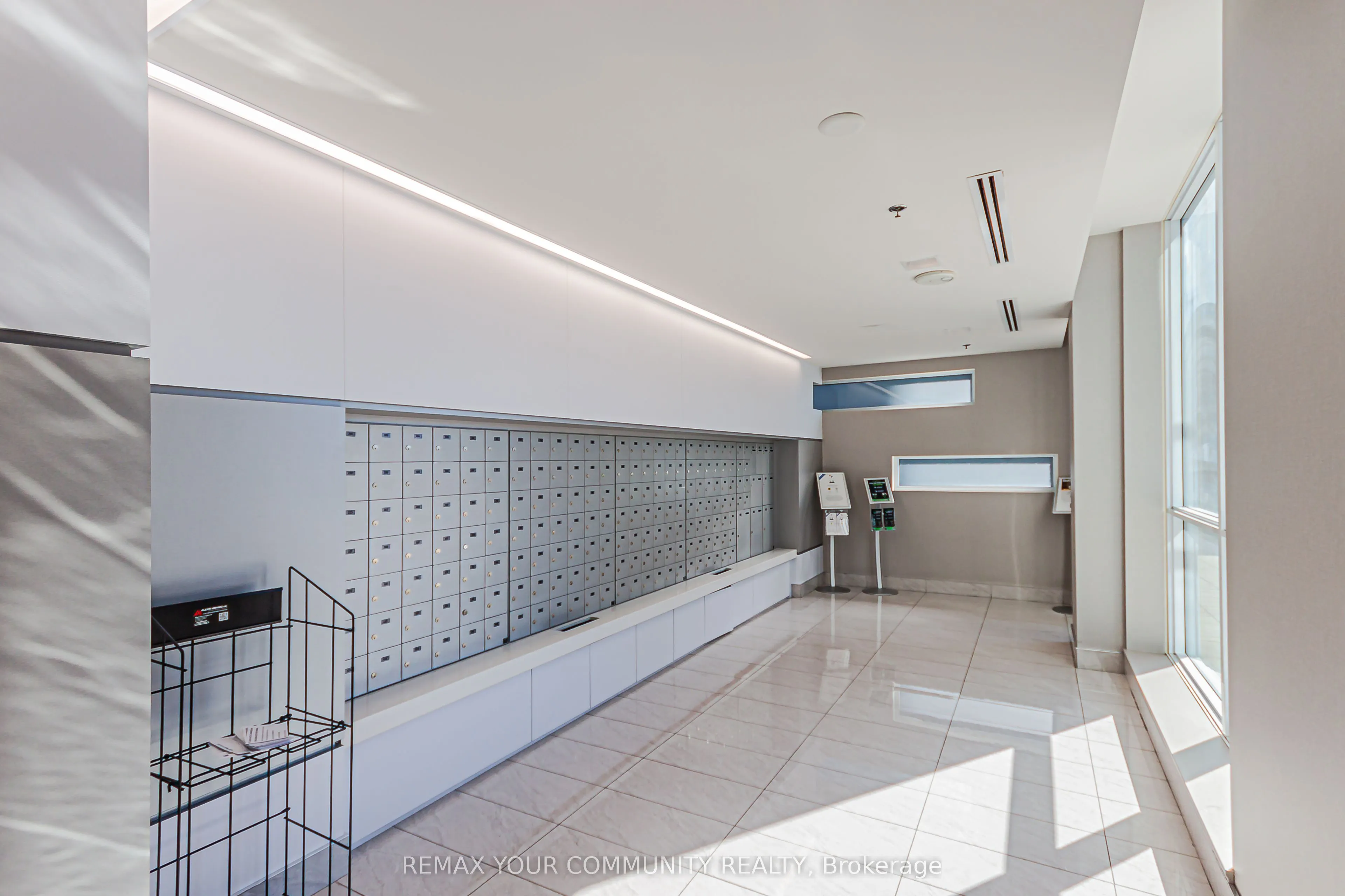 2081 Fairview Street #1806