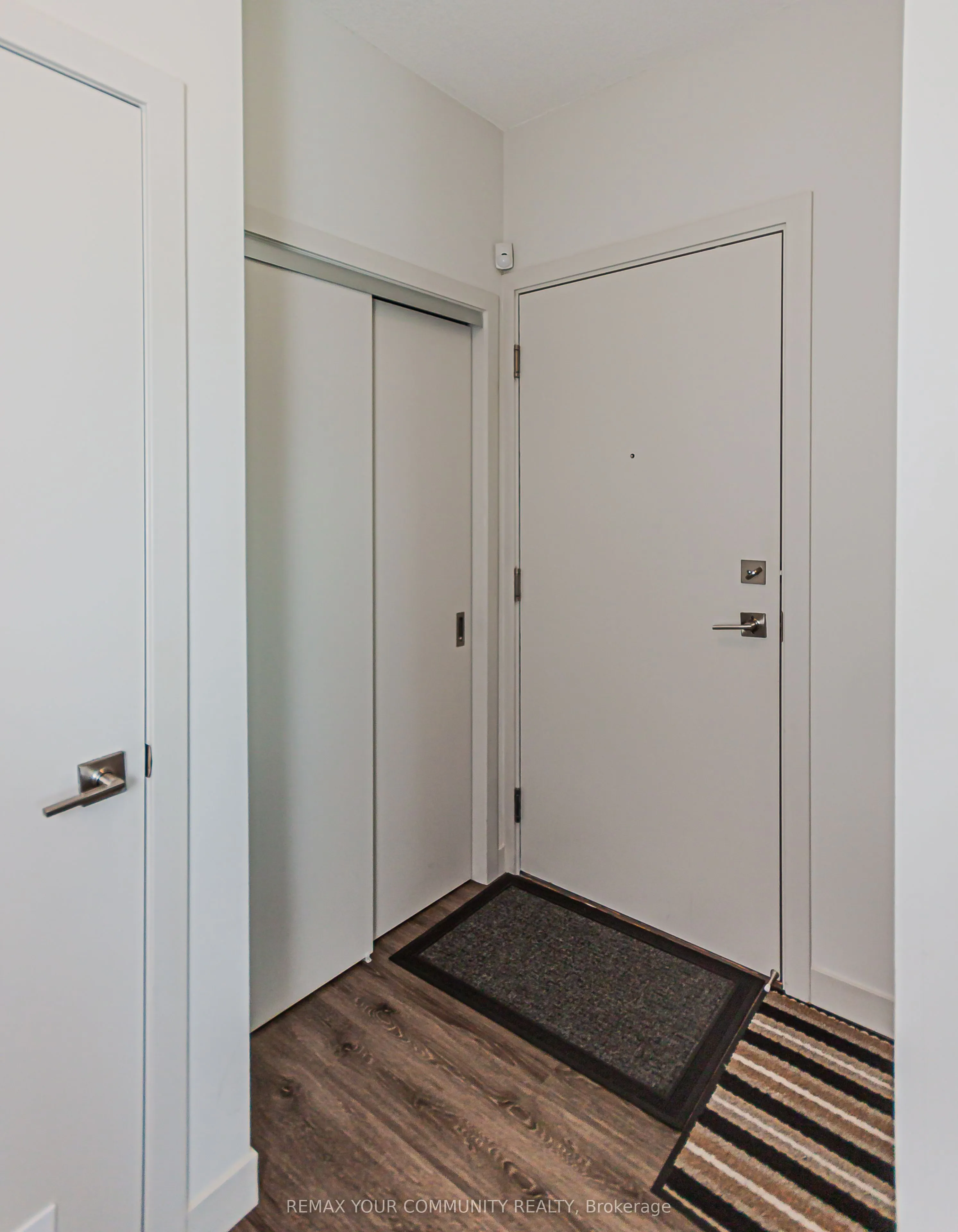 2081 Fairview Street #1806