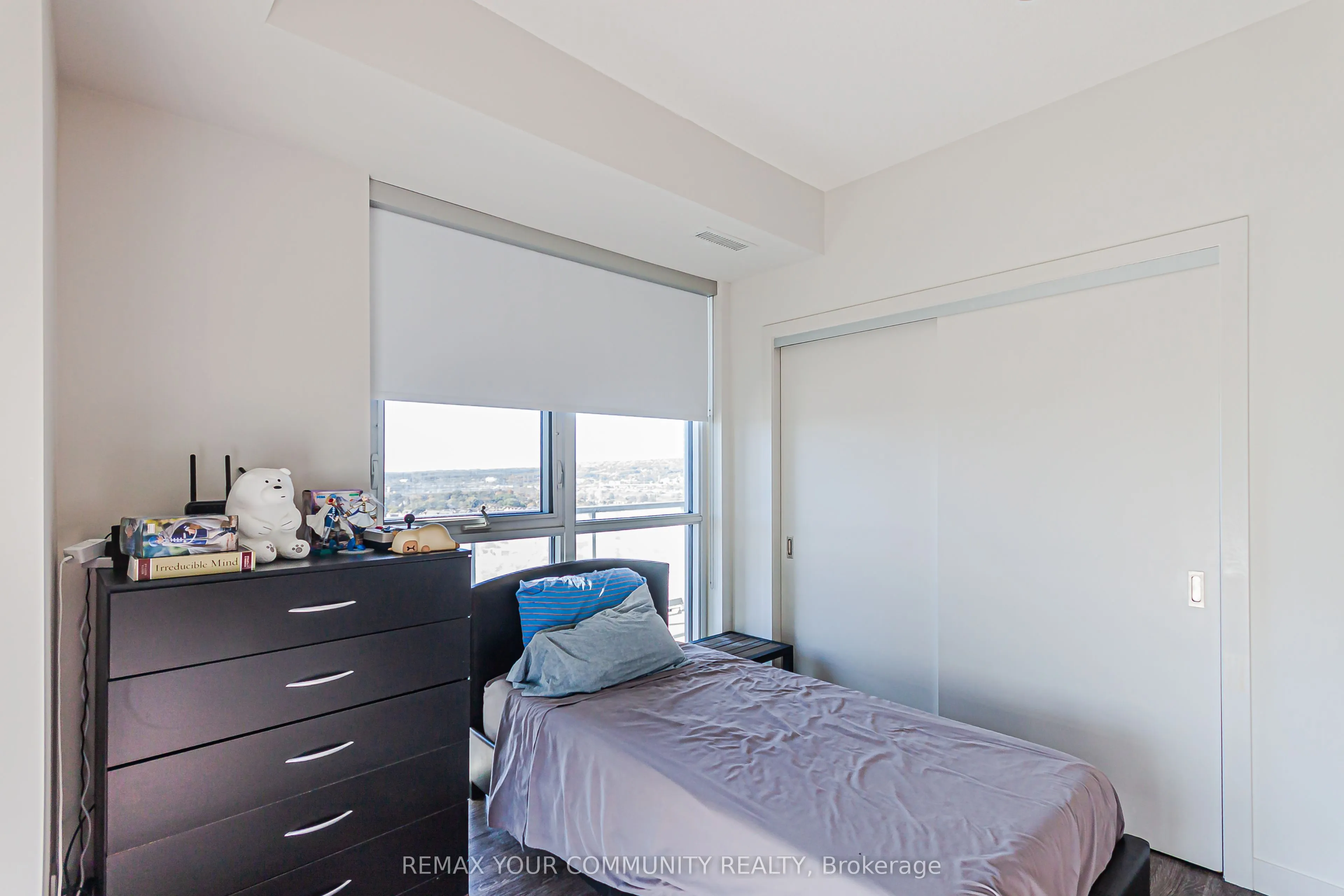 2081 Fairview Street #1806
