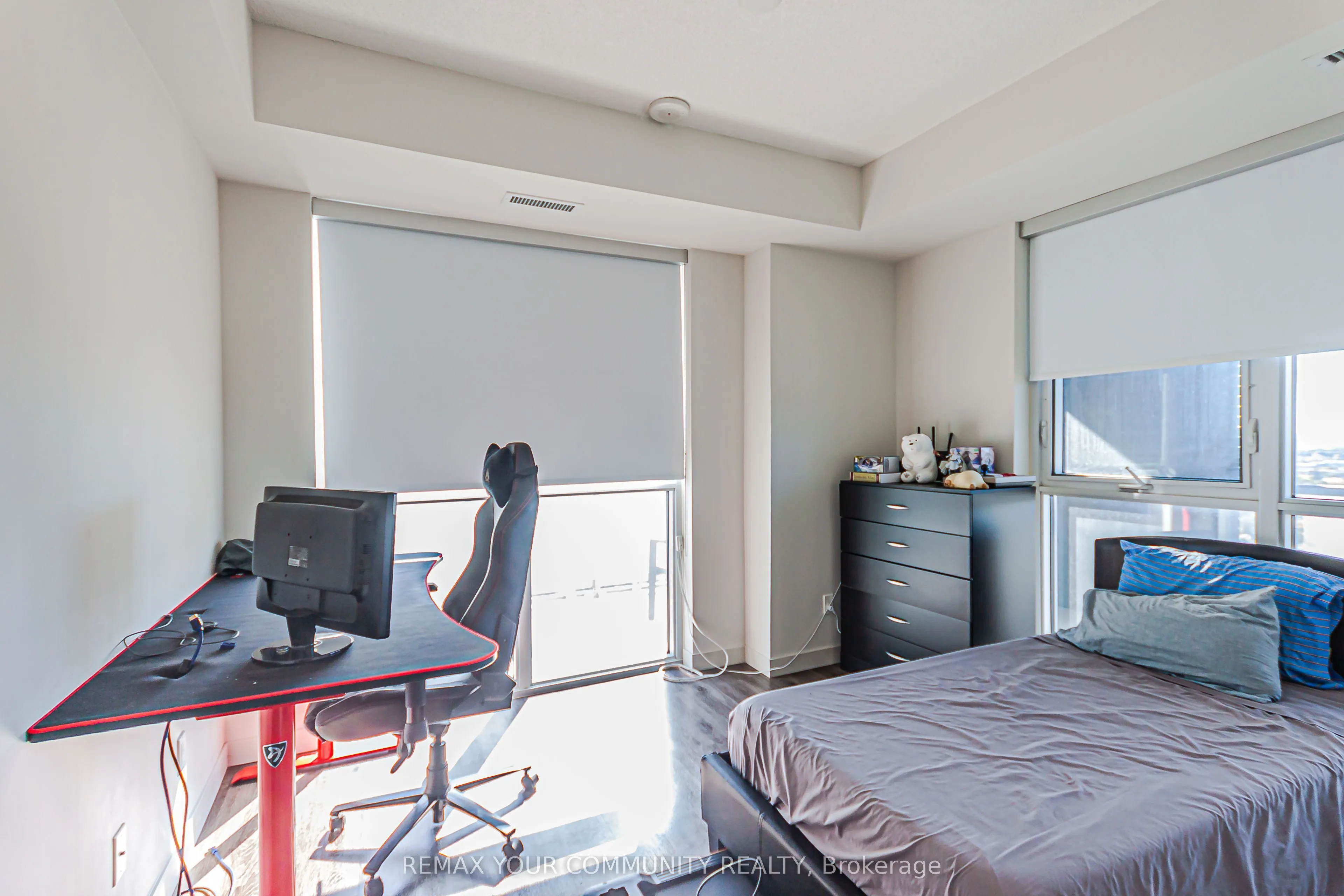 2081 Fairview Street #1806