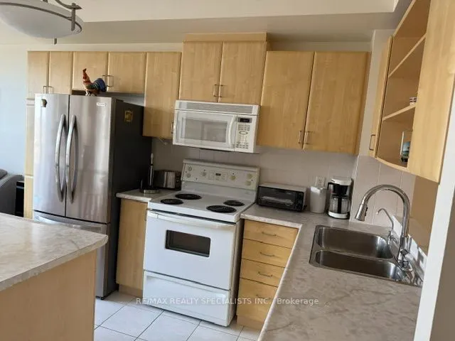200 Burnhamthorpe Road E #1502