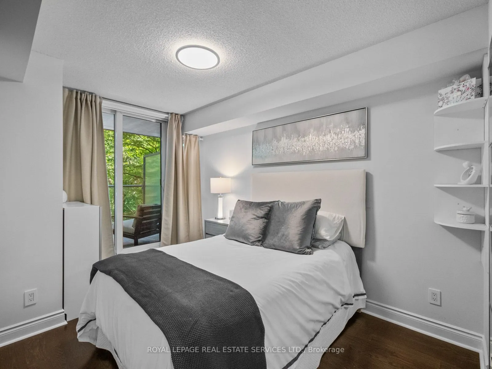 2230 Lake Shore Boulevard W #108