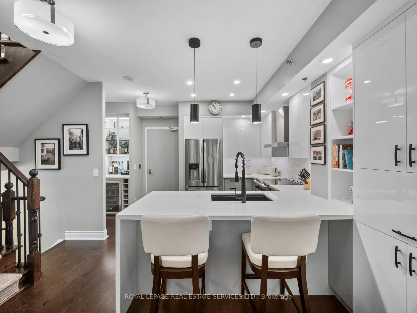2230 Lake Shore Boulevard W #108