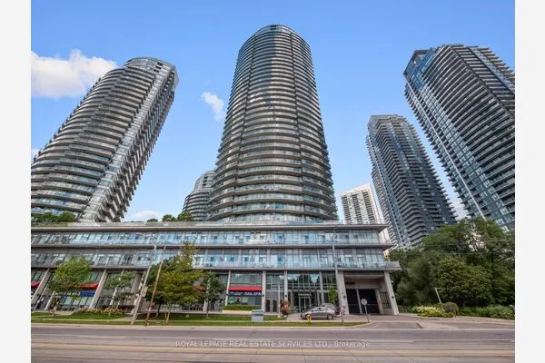 2230 Lake Shore Boulevard W