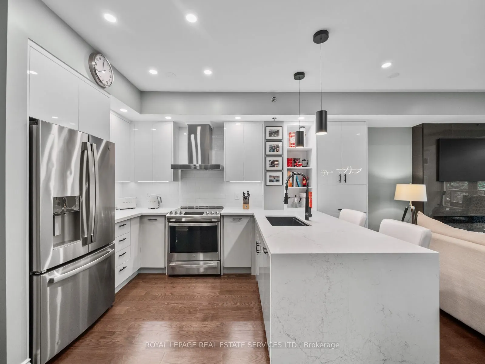 2230 Lake Shore Boulevard W #108