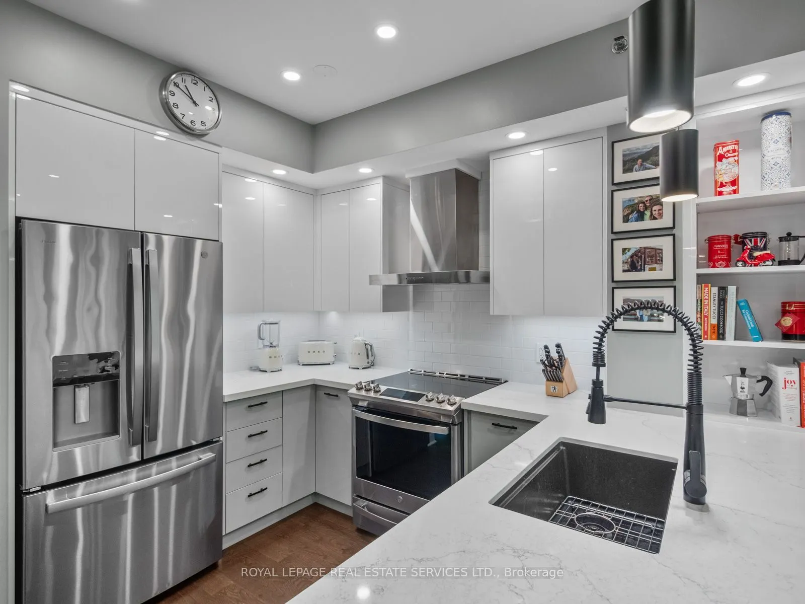 2230 Lake Shore Boulevard W #108