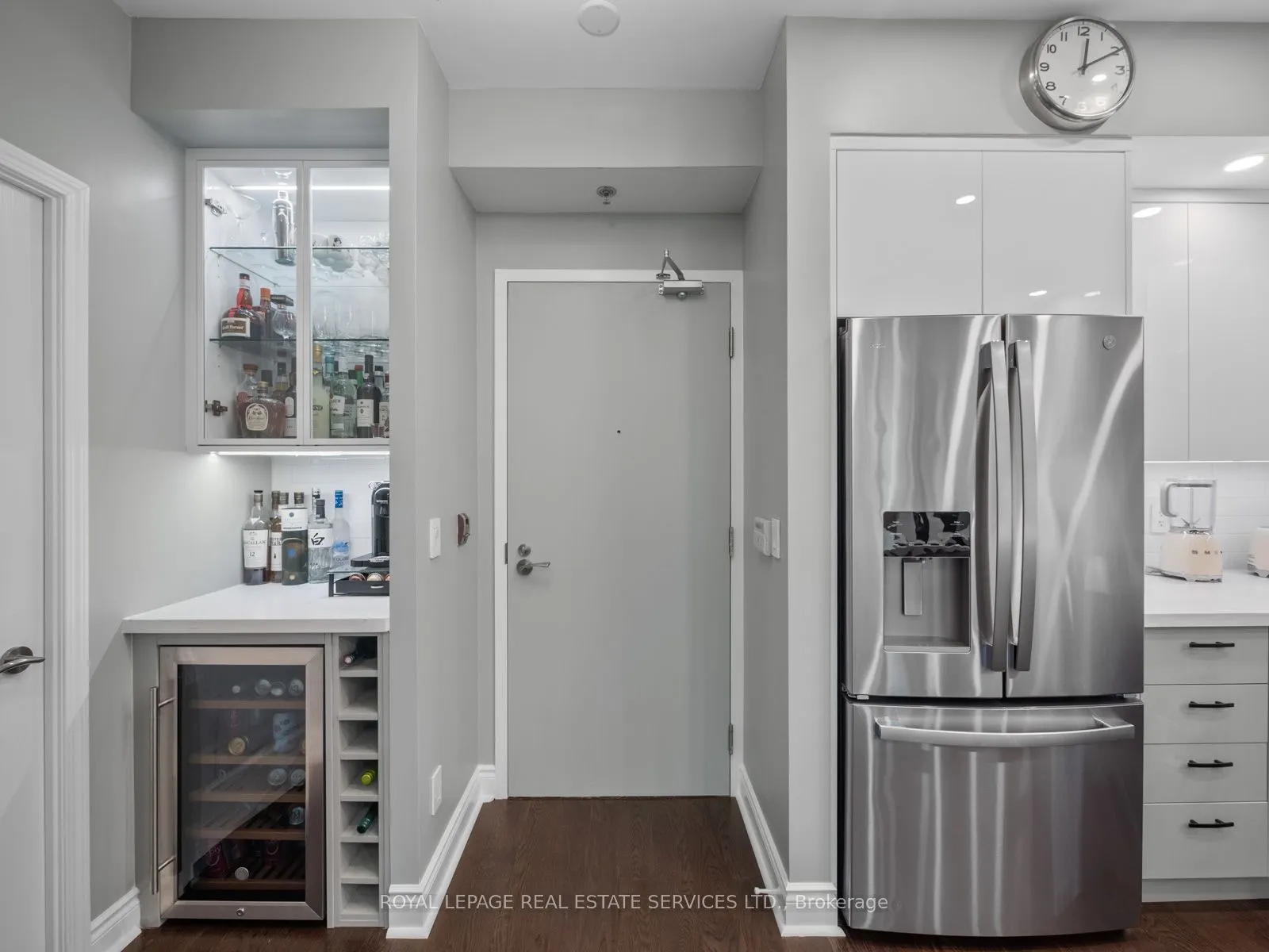 2230 Lake Shore Boulevard W #108