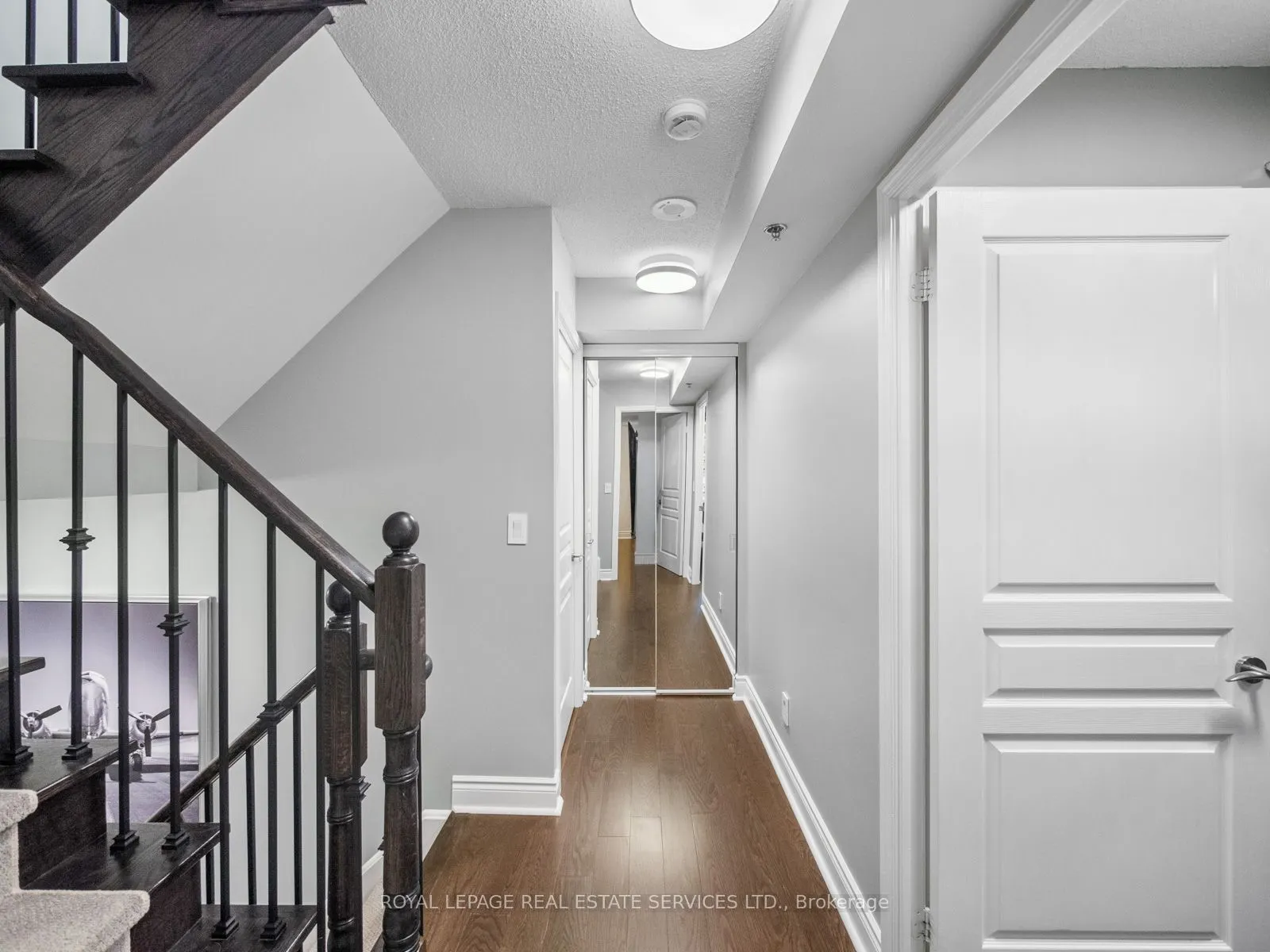 2230 Lake Shore Boulevard W #108