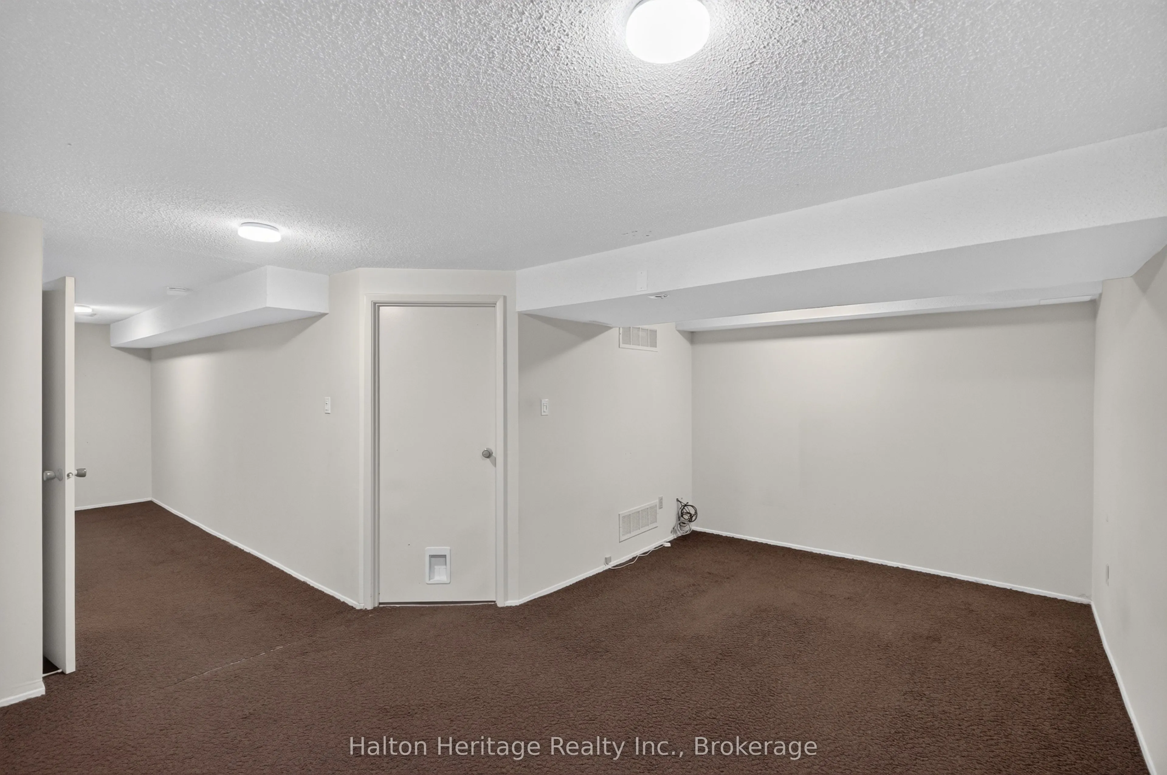 1556 Lancaster Drive #74