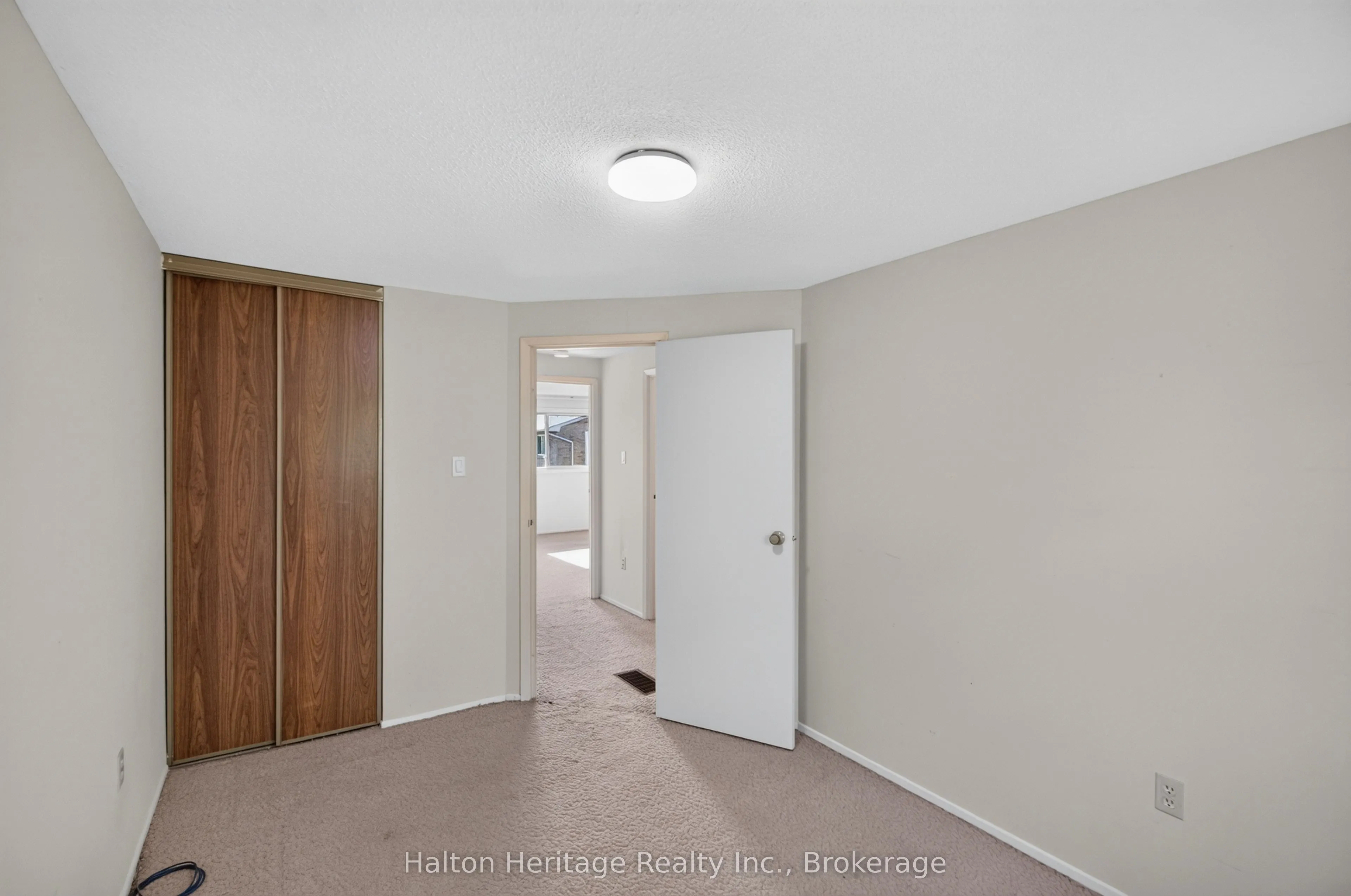 1556 Lancaster Drive #74