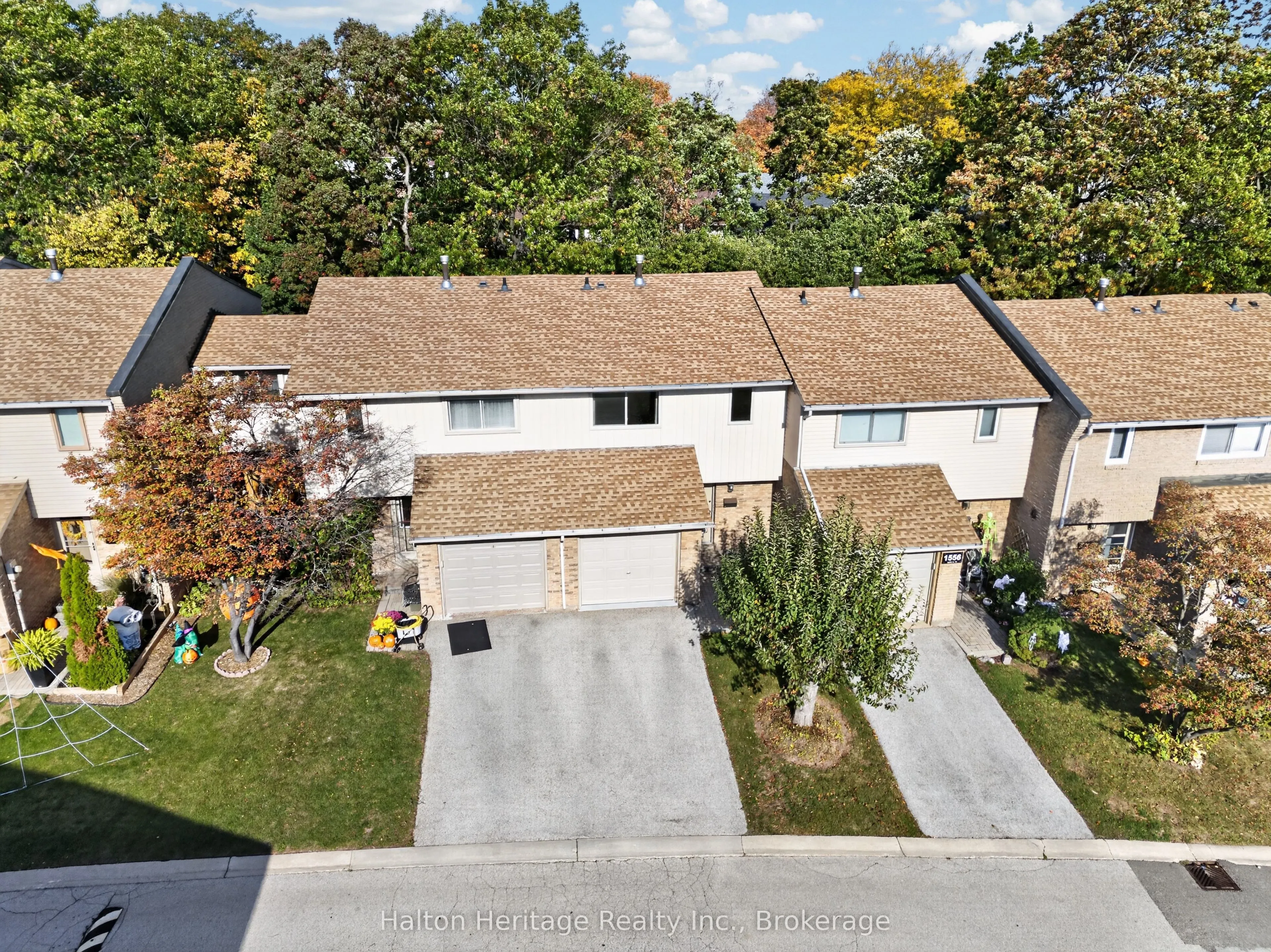 1556 Lancaster Drive #74