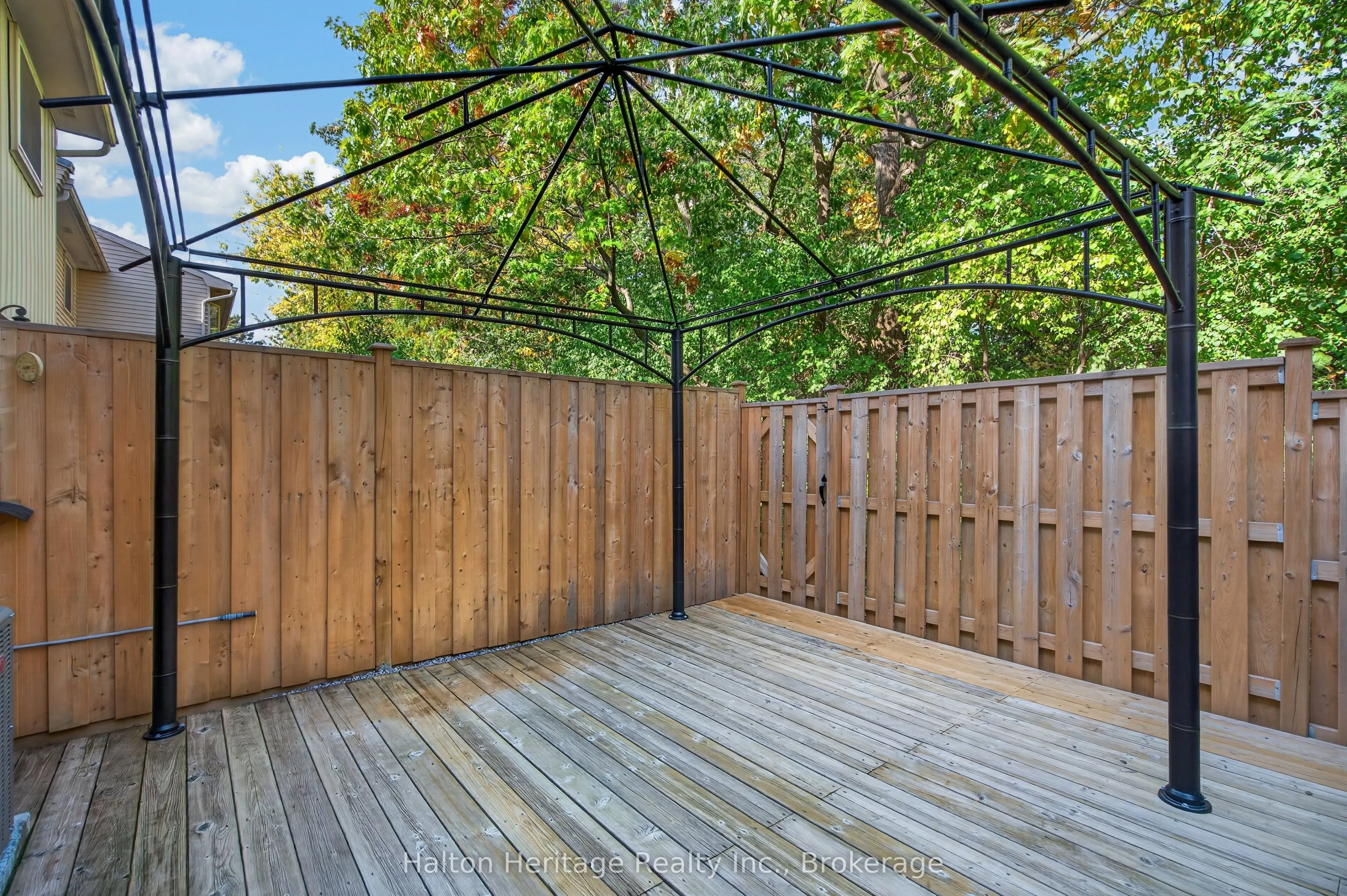 1556 Lancaster Drive #74