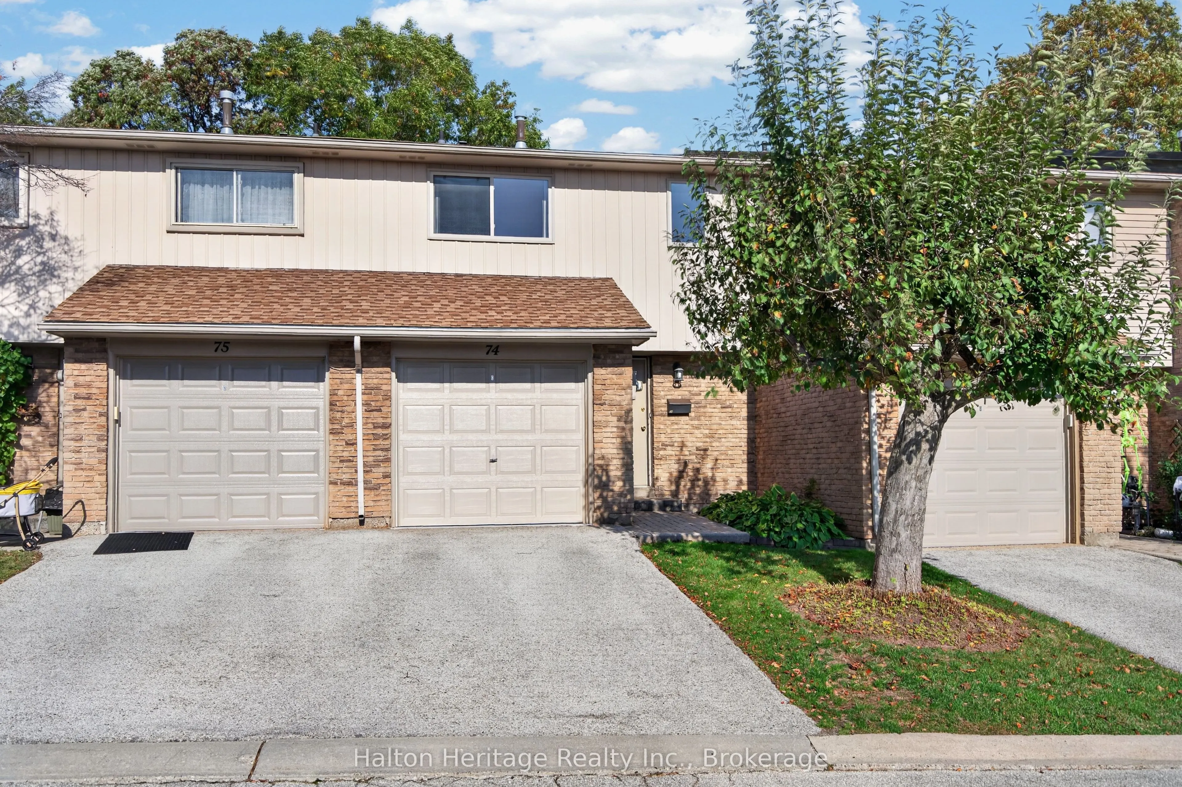 1556 Lancaster Drive #74