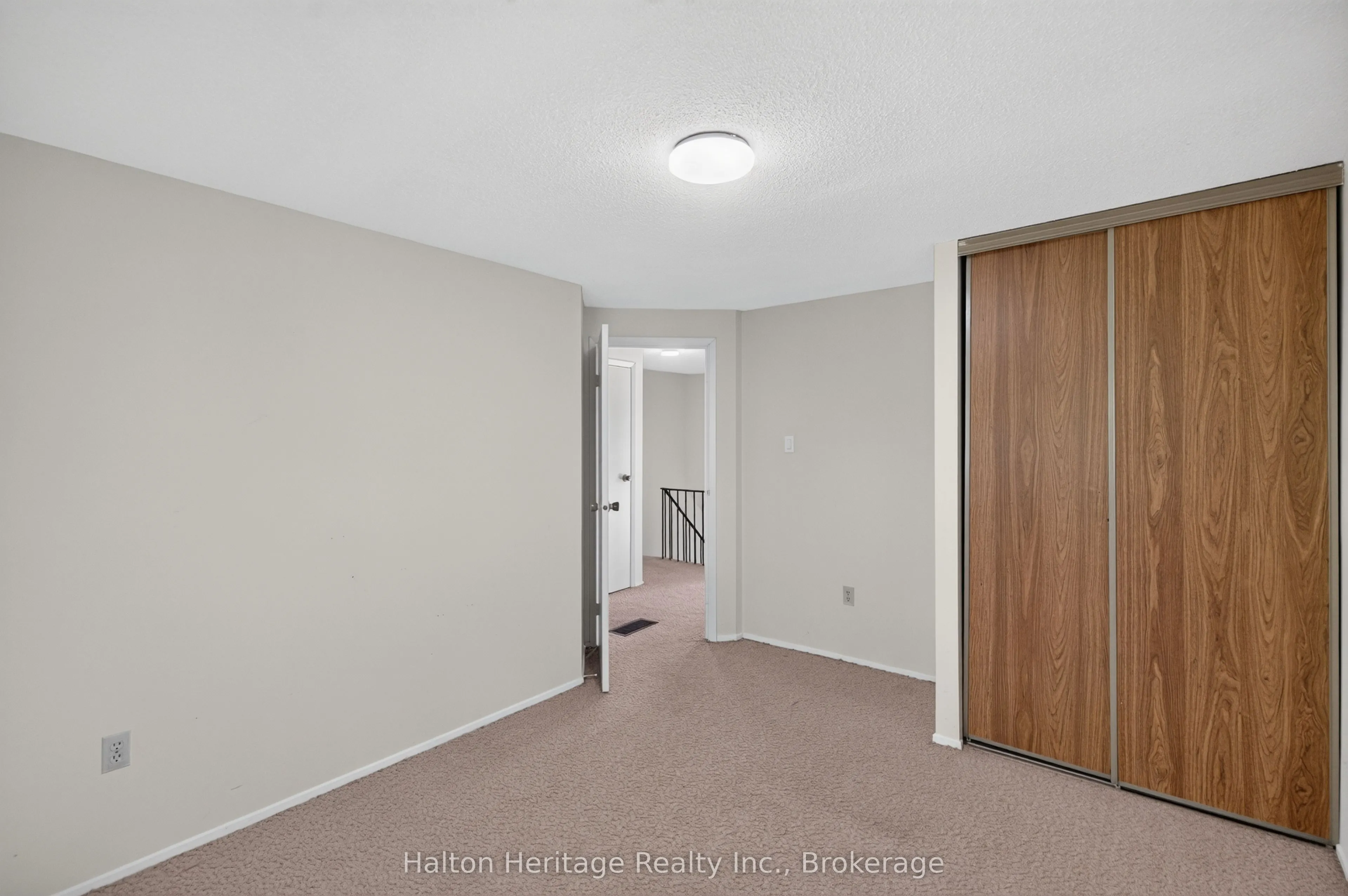 1556 Lancaster Drive #74