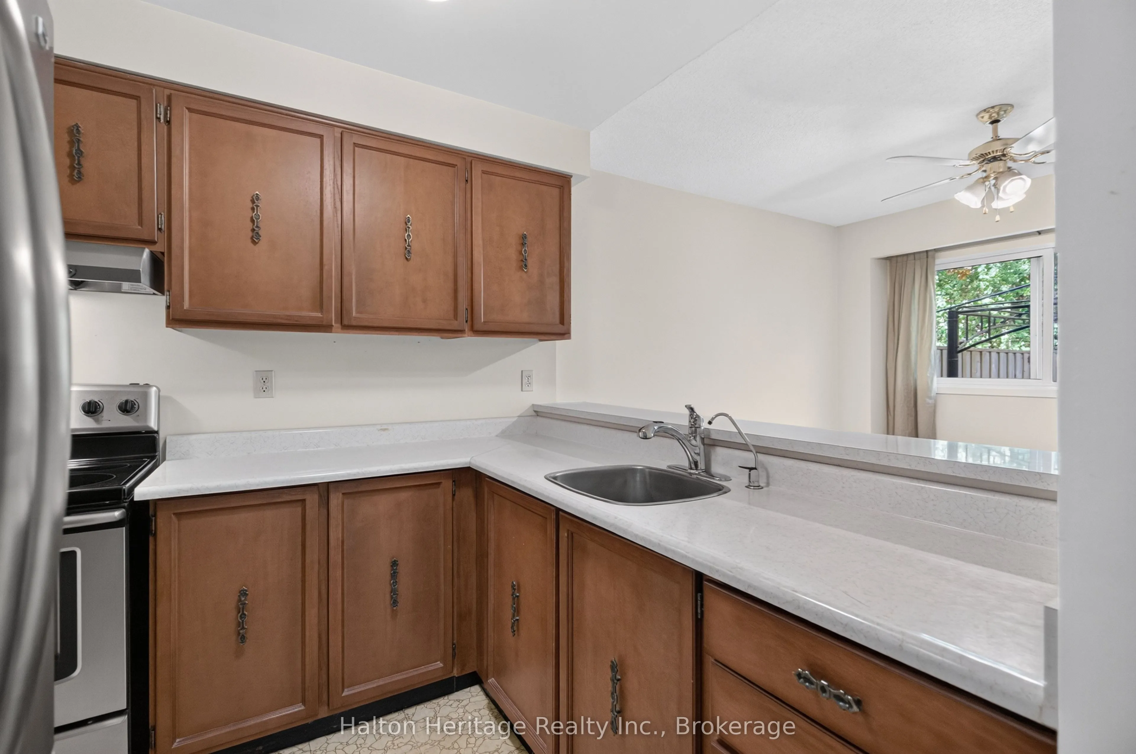1556 Lancaster Drive #74