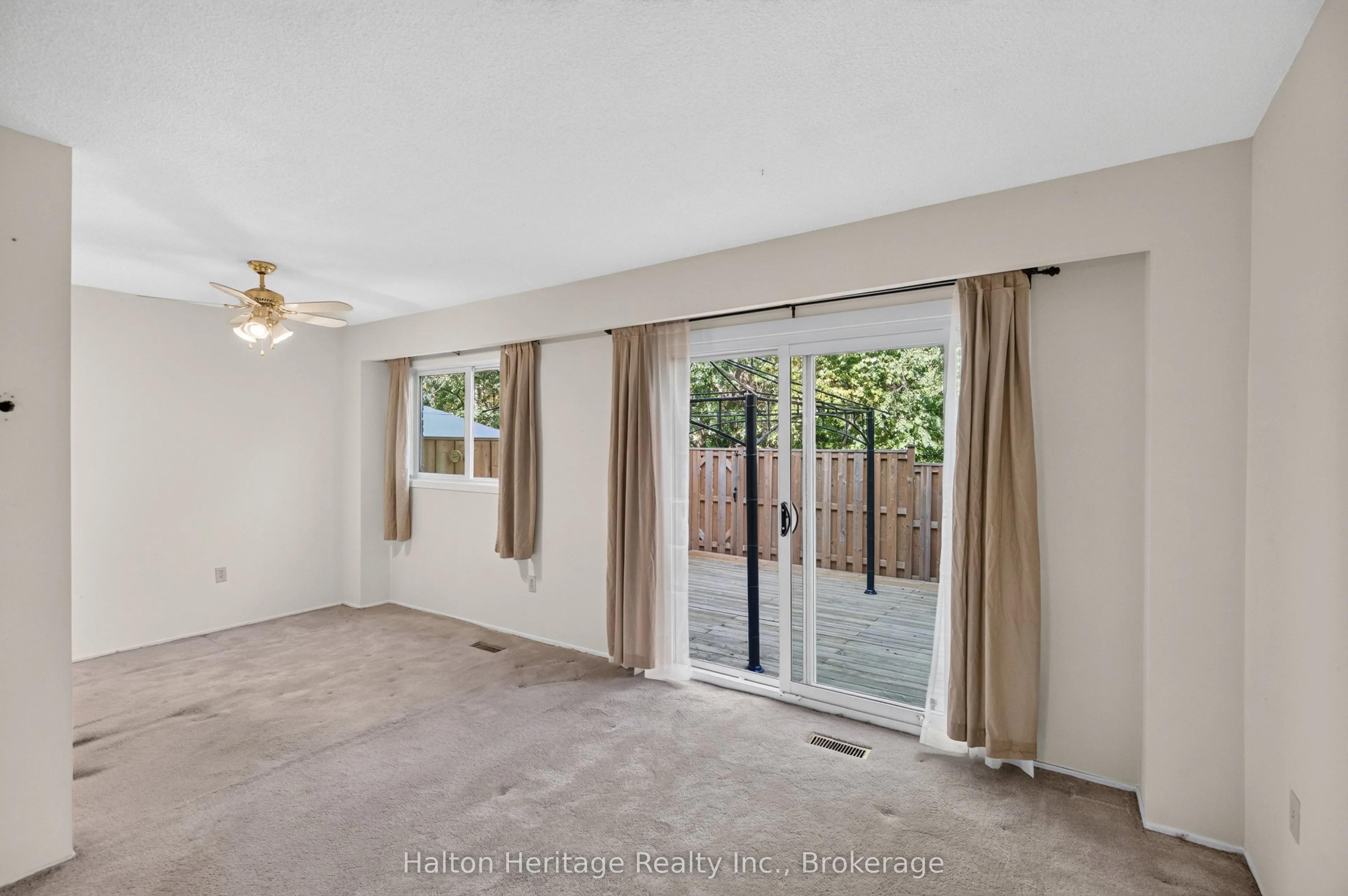 1556 Lancaster Drive #74