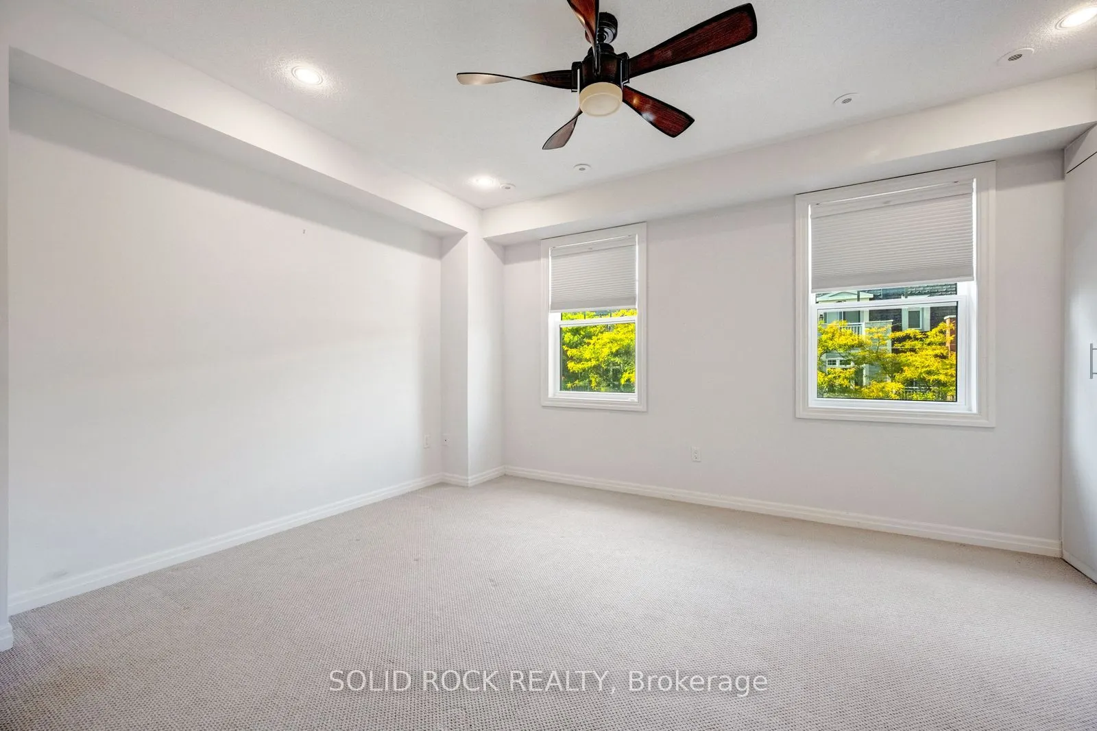 13 Compass Way #13