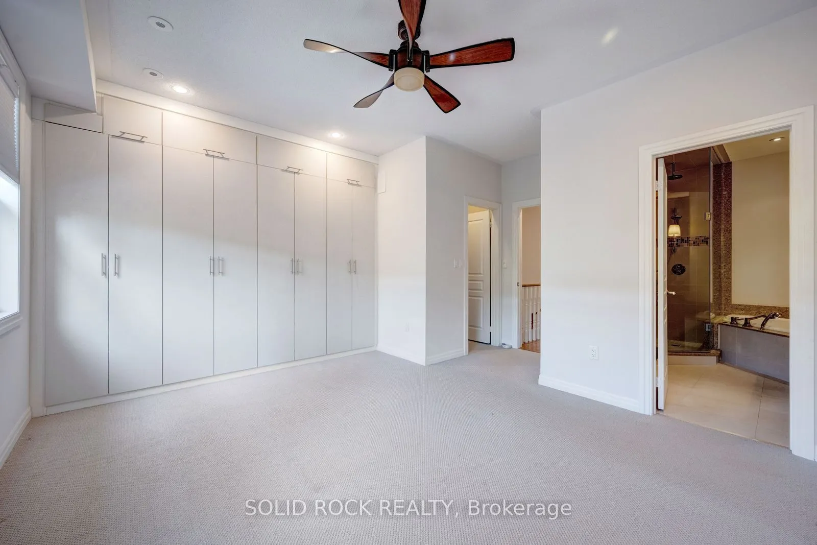 13 Compass Way #13