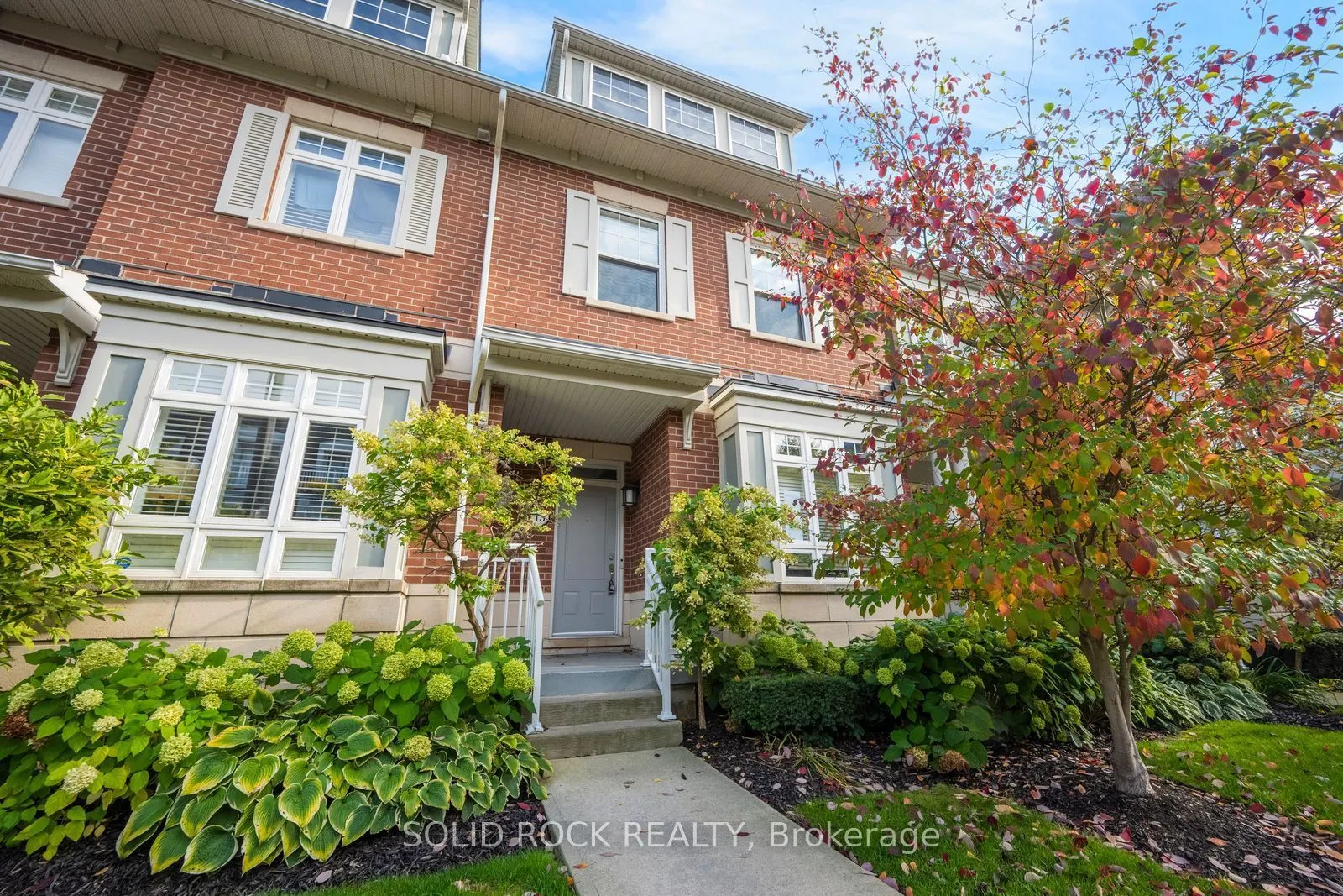 13 Compass Way #13