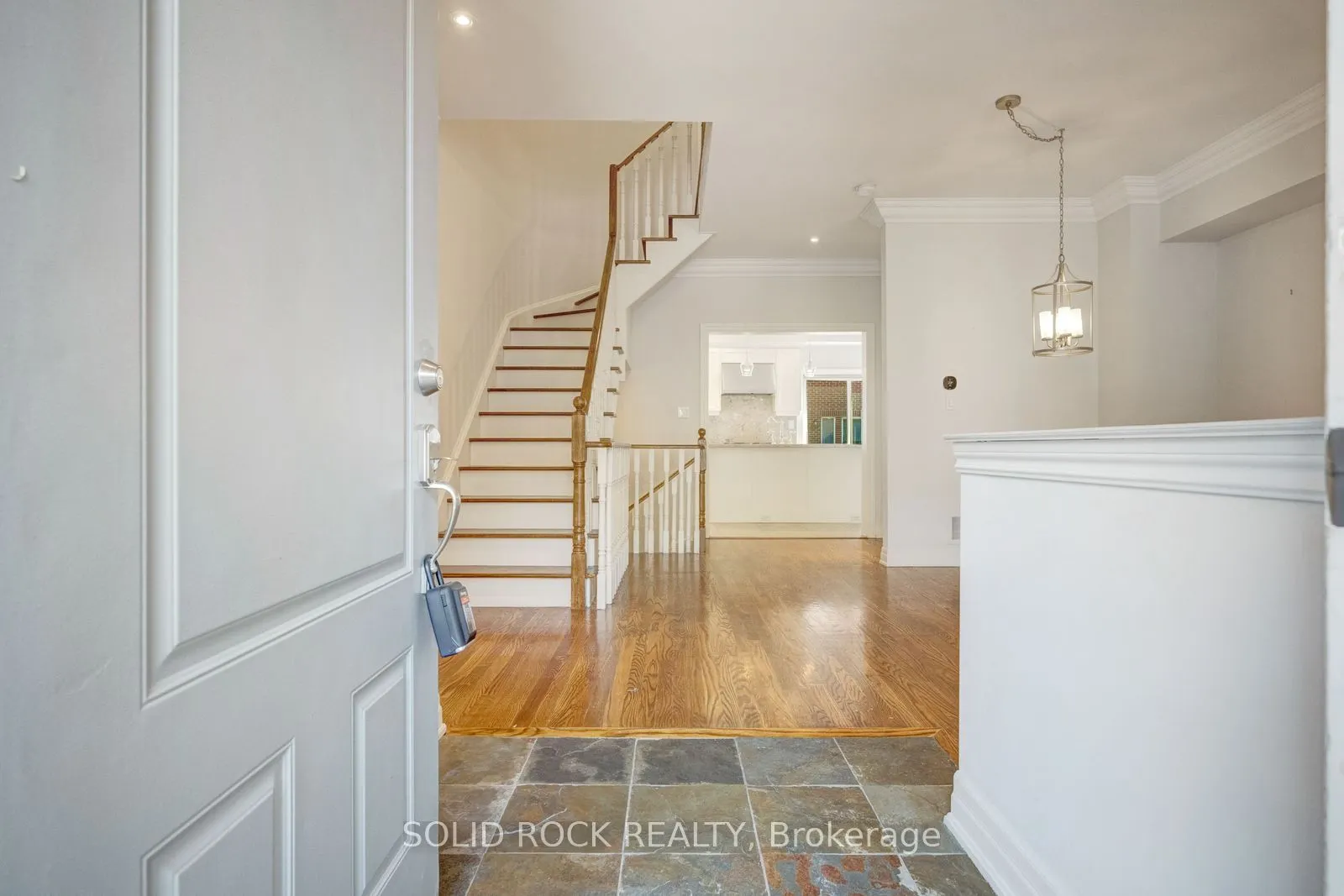 13 Compass Way #13