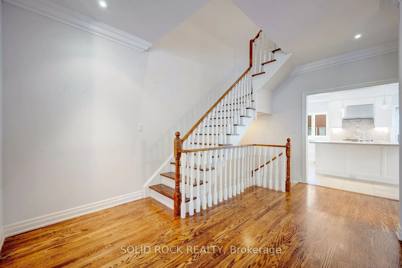 13 Compass Way #13