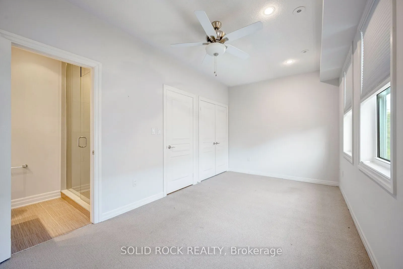 13 Compass Way #13