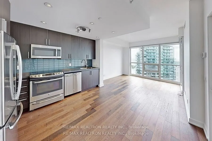 2212 Lake Shore Boulevard W #4205