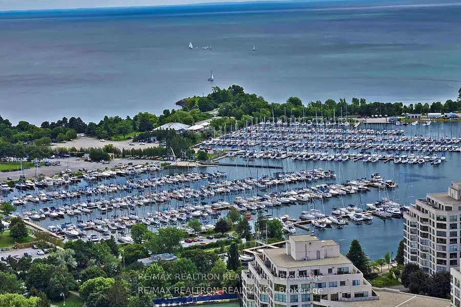 2212 Lake Shore Boulevard W #4205