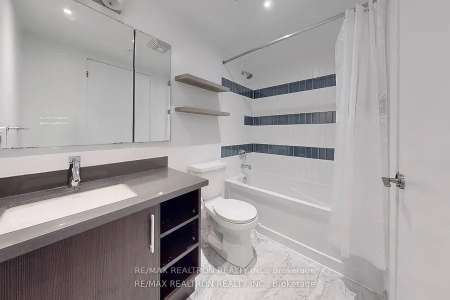 2212 Lake Shore Boulevard W #4205