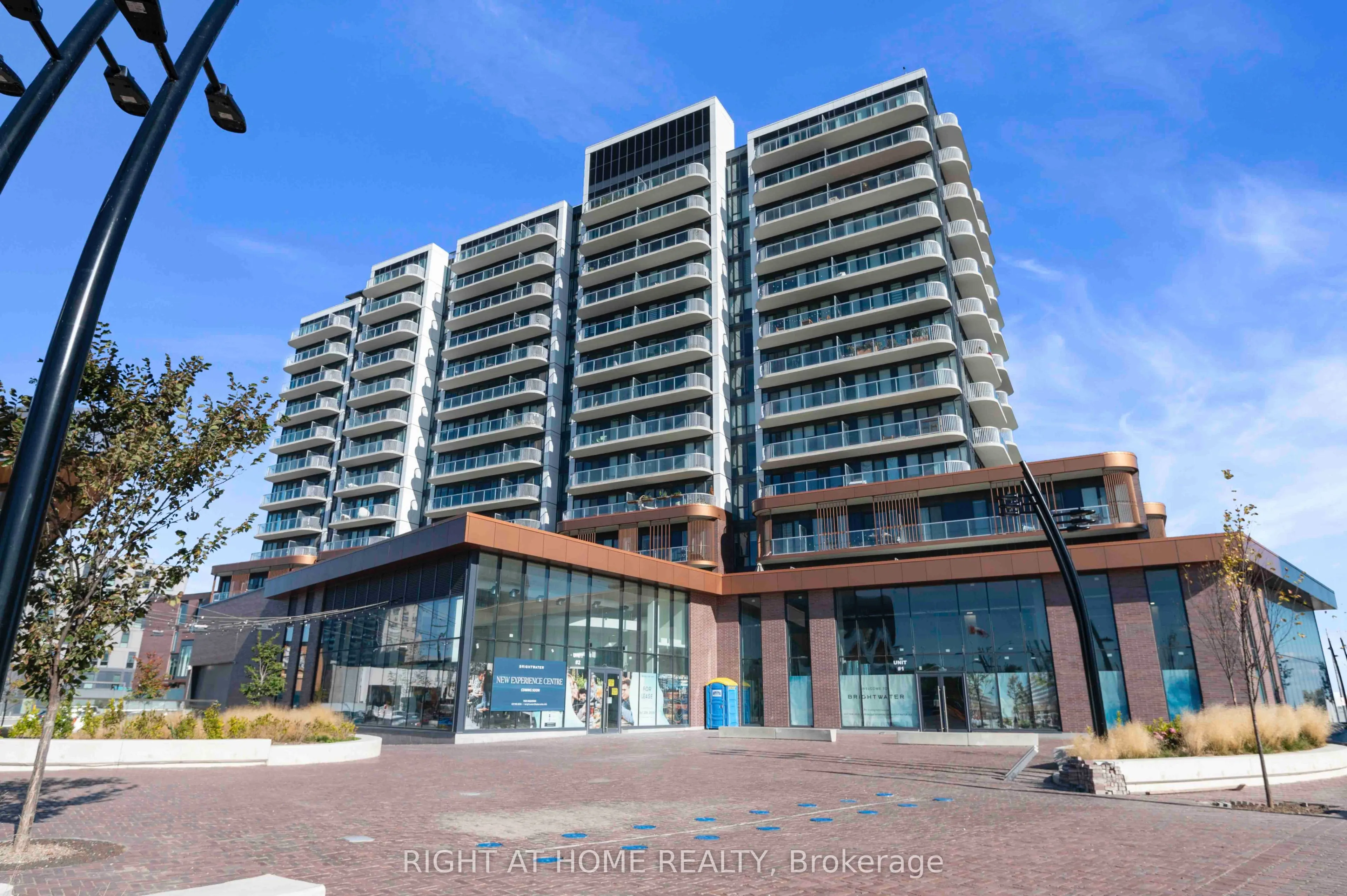 220 Missinnihe Way #403