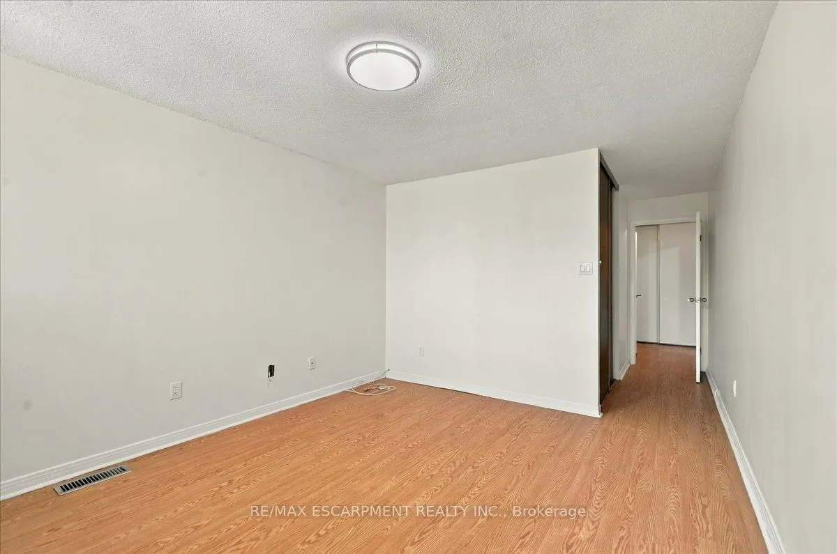 1300 Marlborough Court #322