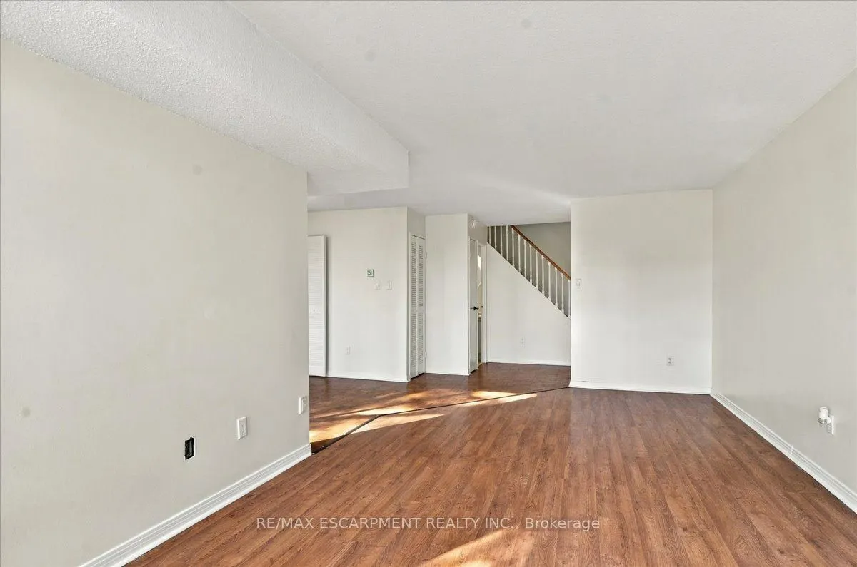 1300 Marlborough Court #322