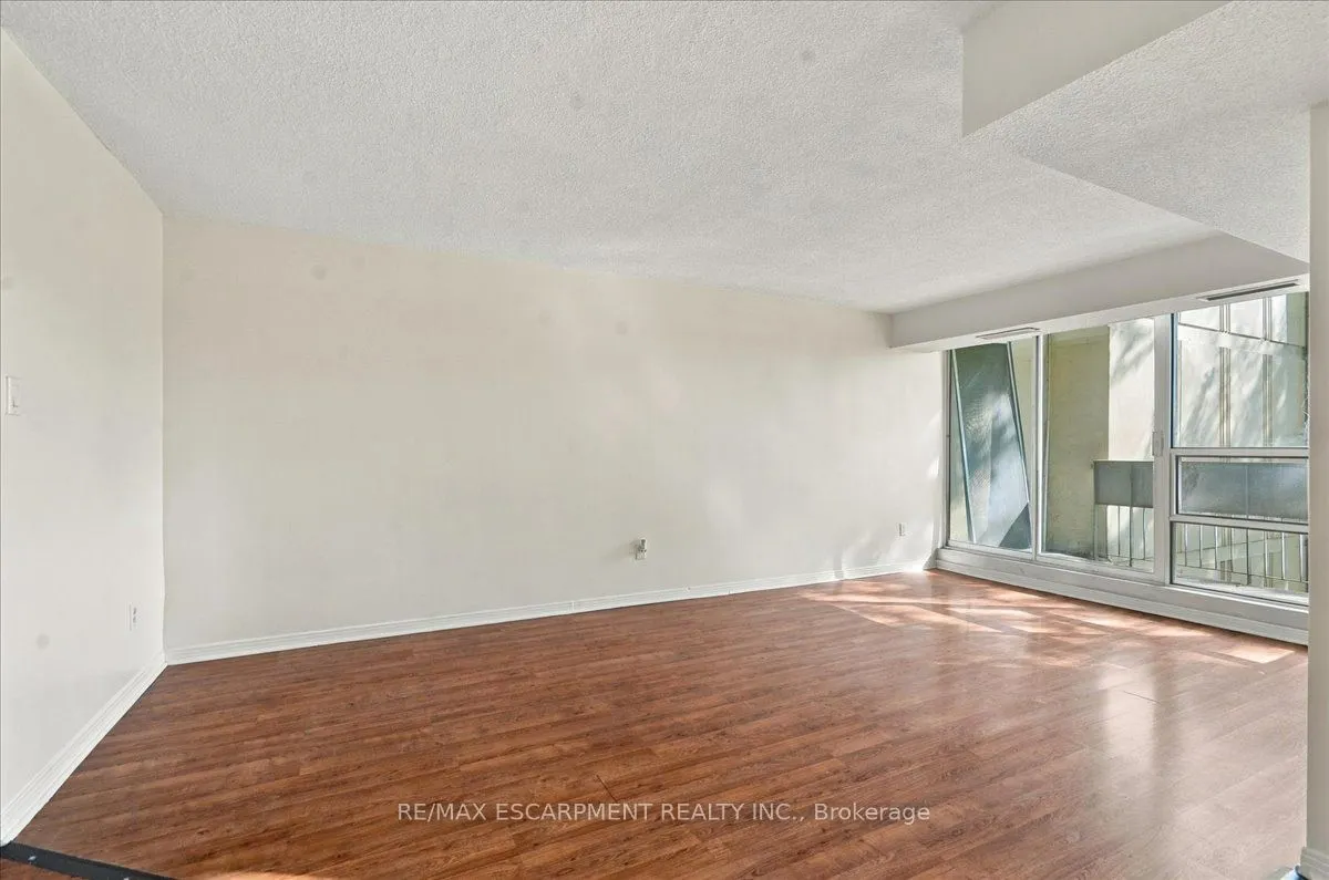 1300 Marlborough Court #322