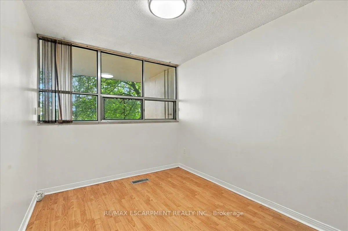 1300 Marlborough Court #322