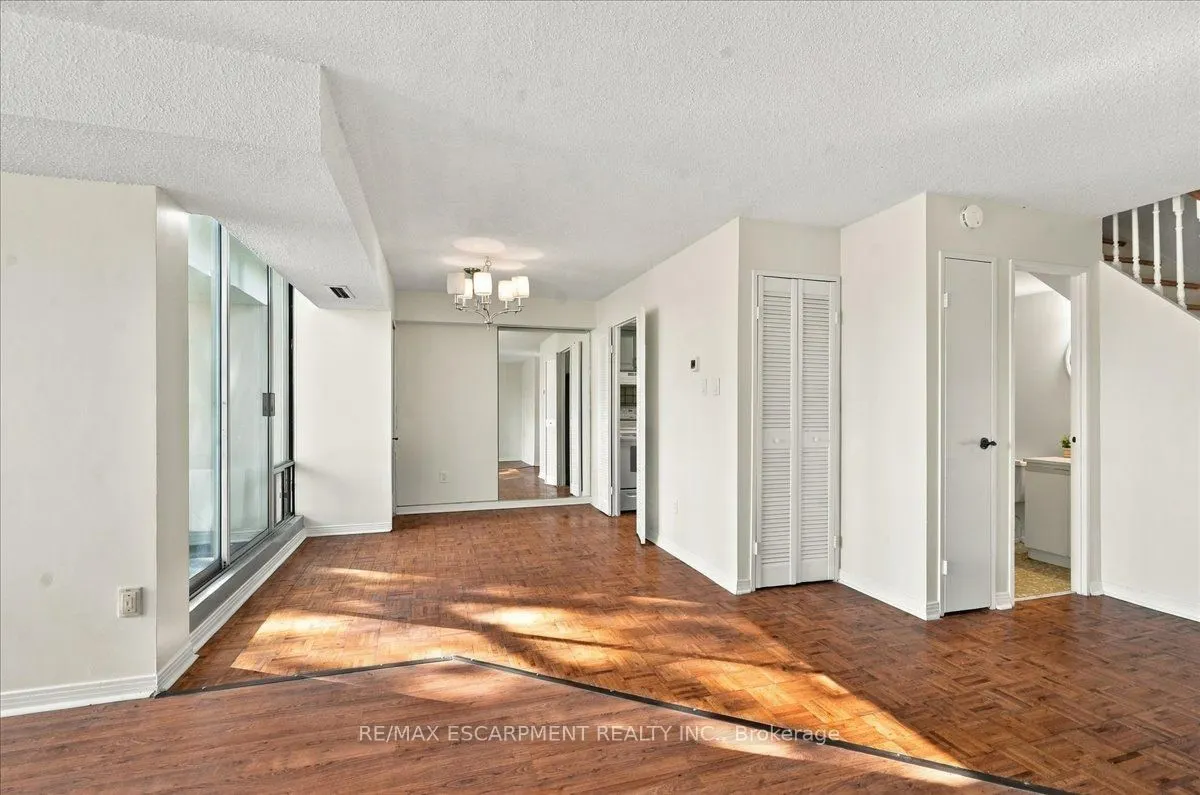 1300 Marlborough Court #322