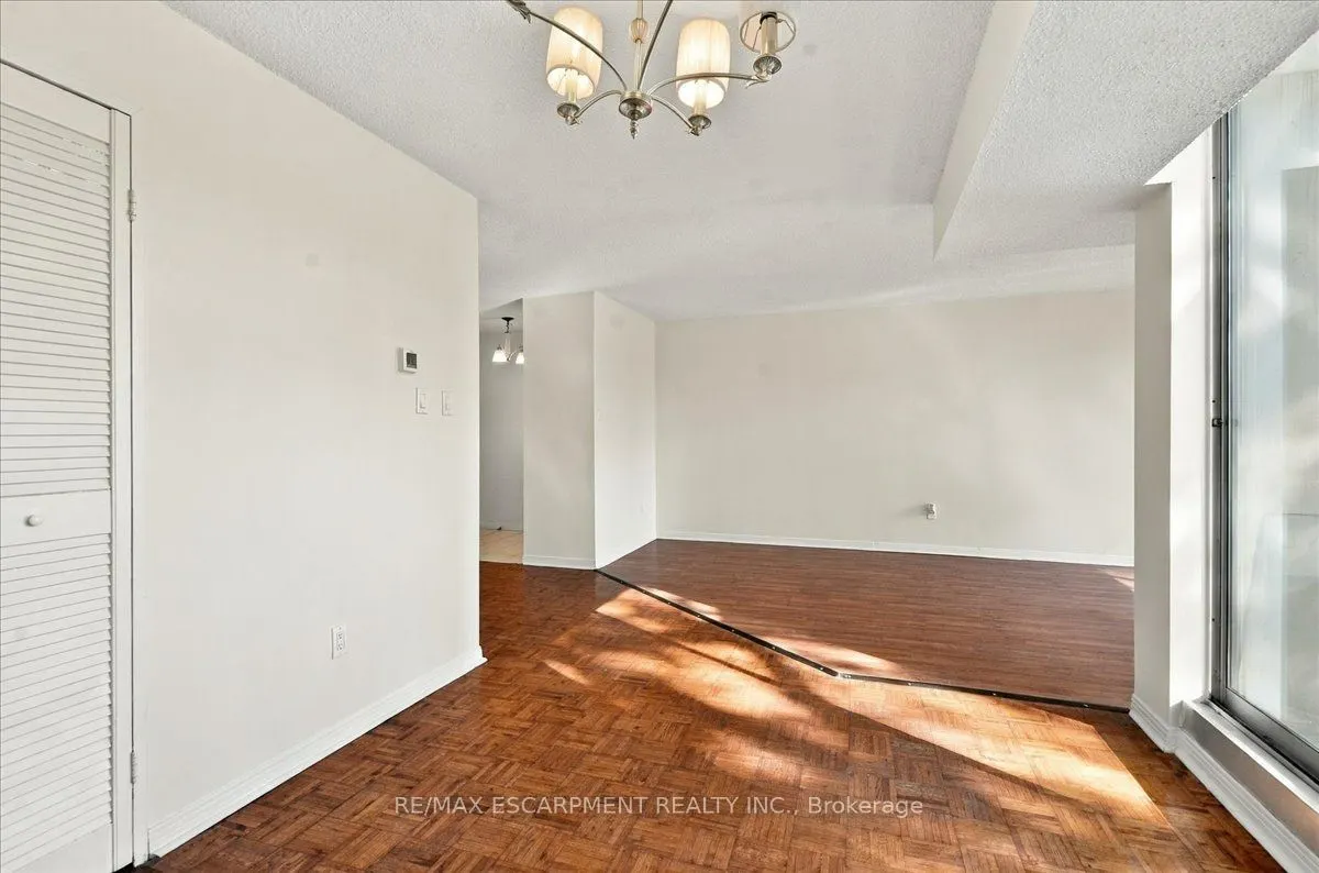 1300 Marlborough Court #322