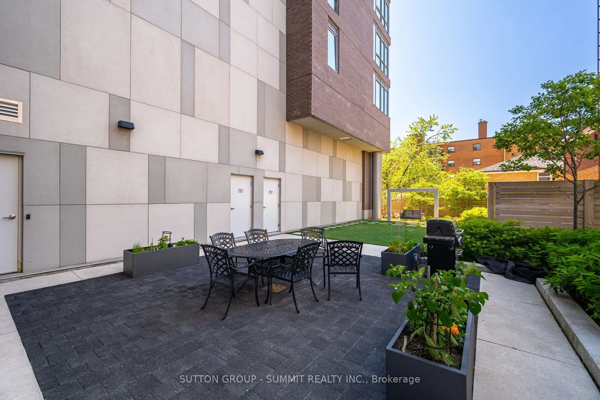 8 Ann Street #1102
