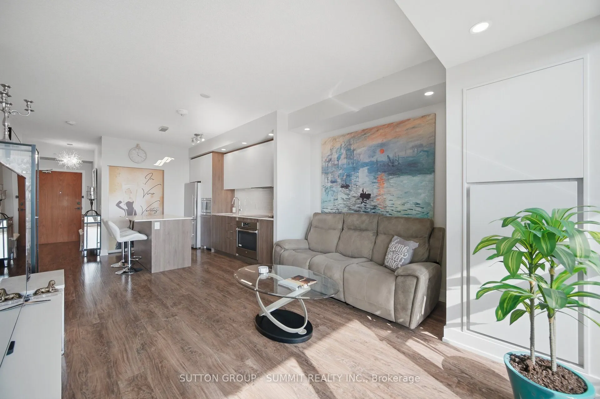 8 Ann Street #1102