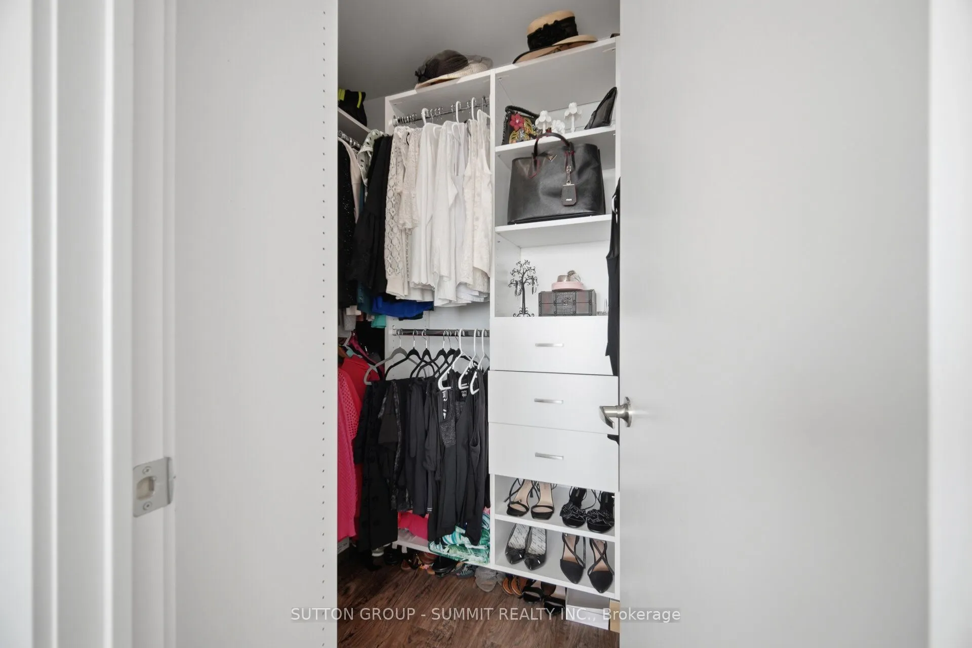 8 Ann Street #1102